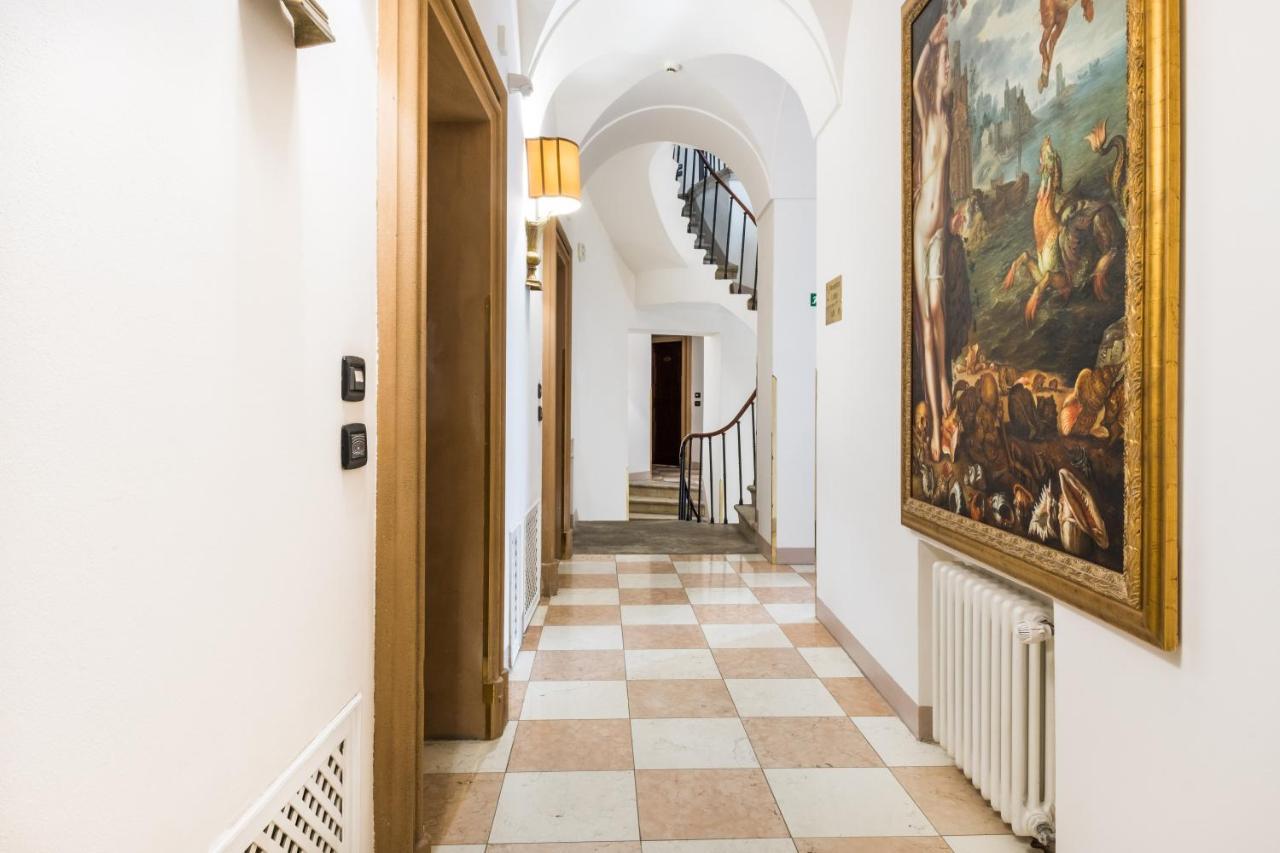 Charles Bridge Palace 4* Praha