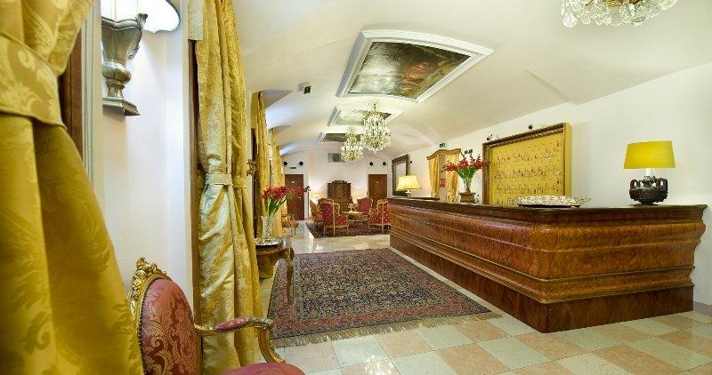 Charles Bridge Palace Hotel Praha
